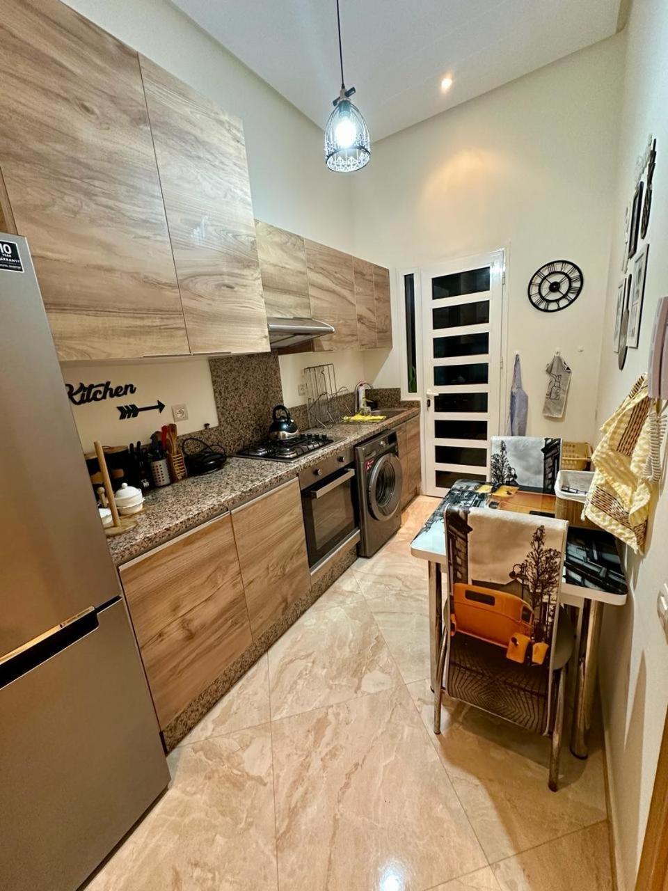 Apparemment De Luxe Vue Piscine Apartamento Bouznika Exterior foto